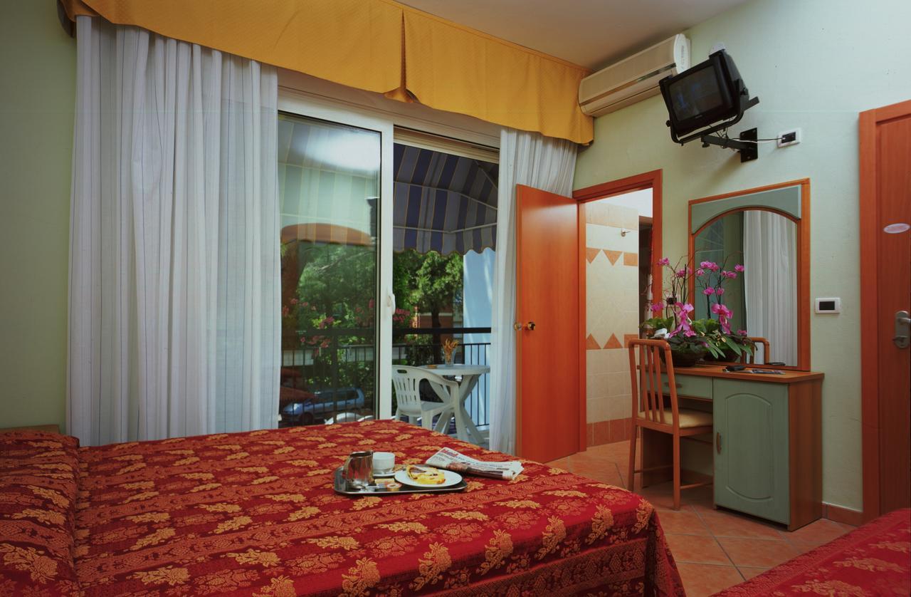 Mondial Otel Cervia Dış mekan fotoğraf